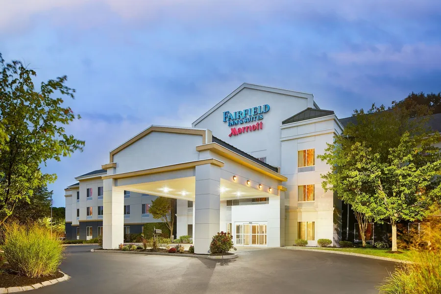 Fairfield Inn & Suites Worcester Auburn hotel detail image 2