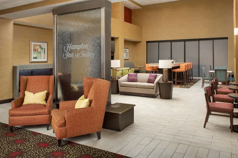 Hampton Inn & Suites Lakeland-South Polk Parkway hotel detail image 2
