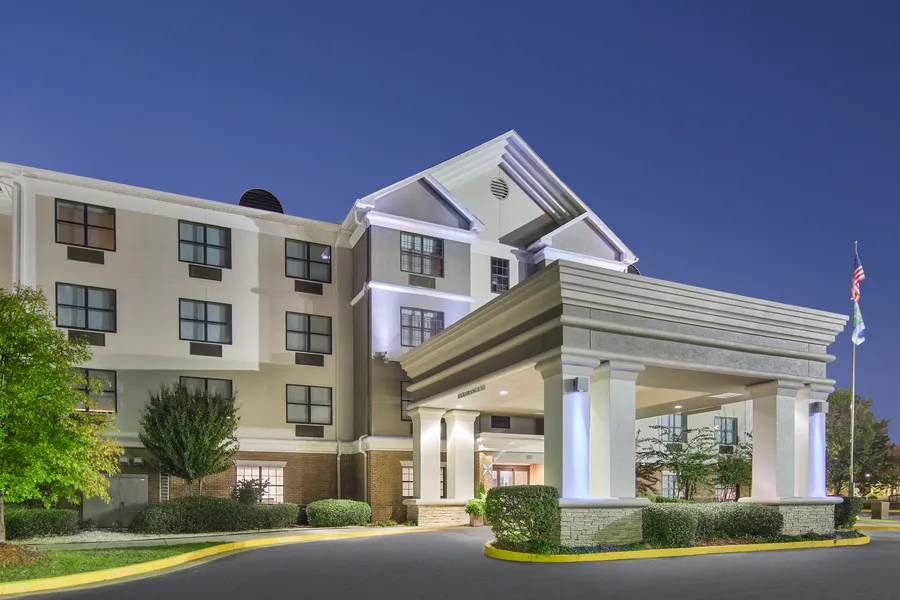 Holiday Inn Express & Suites Byron by IHG hotel detail image 2