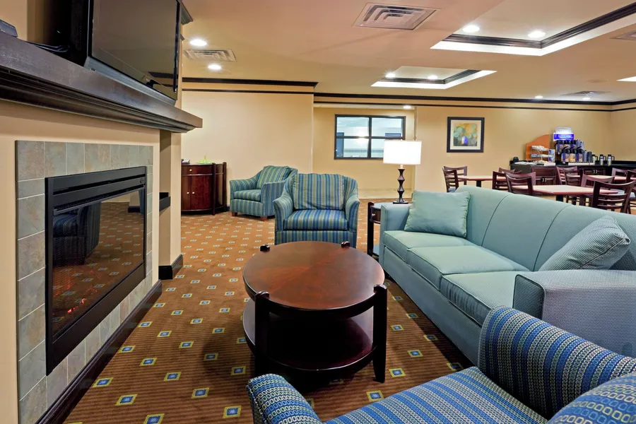 Holiday Inn Express Hotel & Suites Syracuse North - Cicero by IHG hotel detail image 2