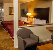 Executive Inn and Suites hotel detail image 5