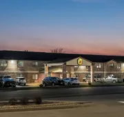 Super 8 by Wyndham Farmington hotel detail image 5