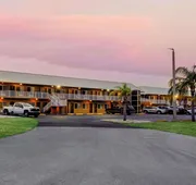 Travelodge Suites by Wyndham Lake Okeechobee hotel detail image 3