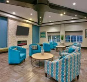 La Quinta Inn & Suites by Wyndham Dallas Grand Prairie South hotel detail image 3