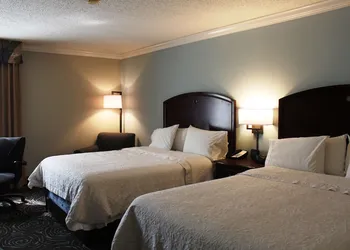 Hampton Inn By Hilton Perry hotel thumbnail 3