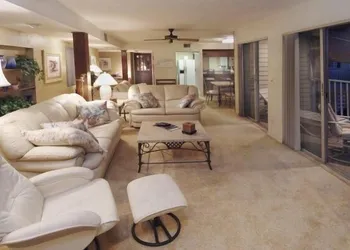 Beach Shell Inn hotel thumbnail 6