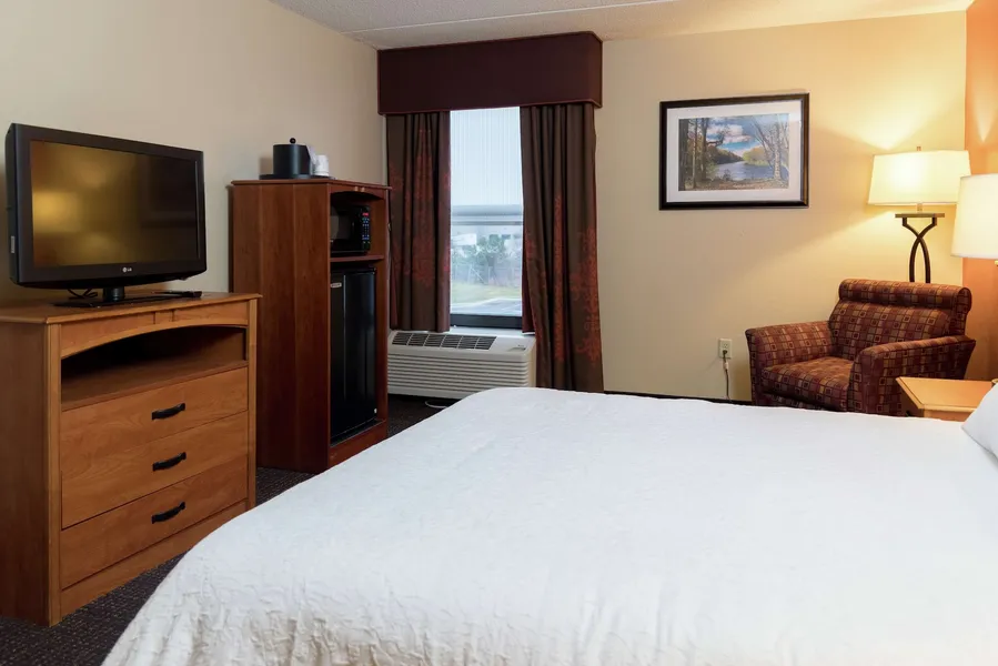 Hampton Inn Muskegon hotel detail image 6