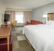 Hampton Inn by Hilton Milwaukee Northwest hotel detail image 7
