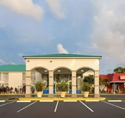 Days Inn & Suites by Wyndham Fort Pierce Midtown hotel detail image 3