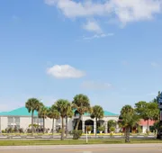 Days Inn & Suites by Wyndham Fort Pierce Midtown hotel detail image 4