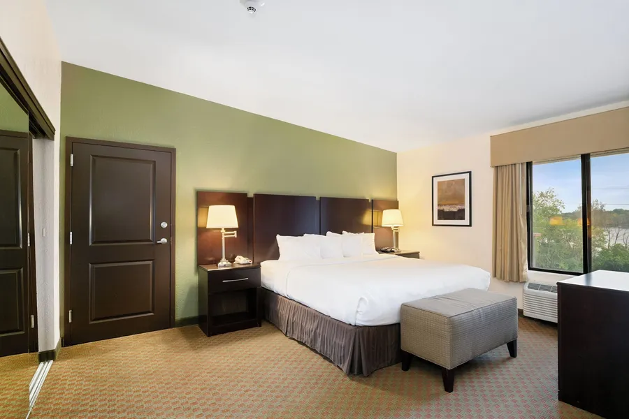 Antioch Hotel & Suites hotel detail image 6