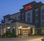Hampton Inn & Suites Waxahachie hotel detail image 3