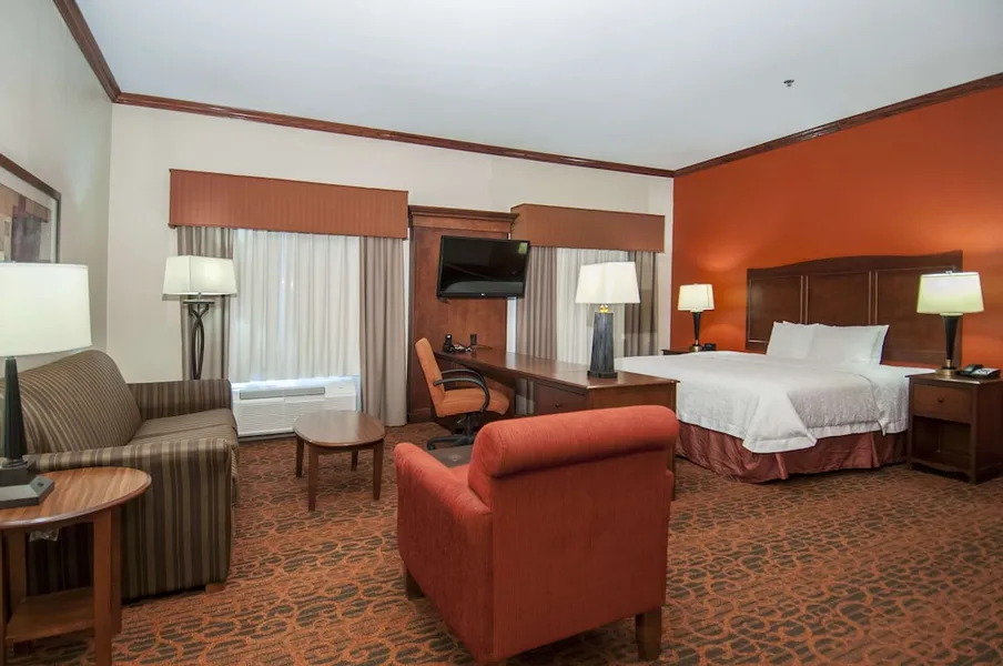 Hampton Inn & Suites Waxahachie hotel detail image 6