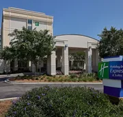 Holiday Inn Express & Suites Charleston DWTN - Medical CTR by IHG hotel detail image 4