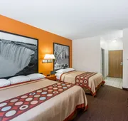 Super 8 by Wyndham Salina hotel detail image 3