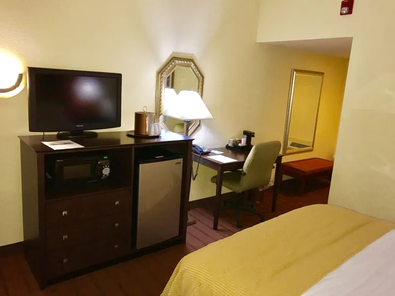 Hamden Hotel and Suites – Hamden New Haven hotel detail image 6