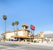 Ramada by Wyndham Burbank Airport hotel detail image 3