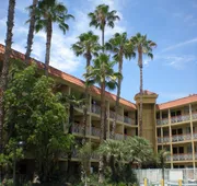 Ramada by Wyndham Burbank Airport hotel detail image 4