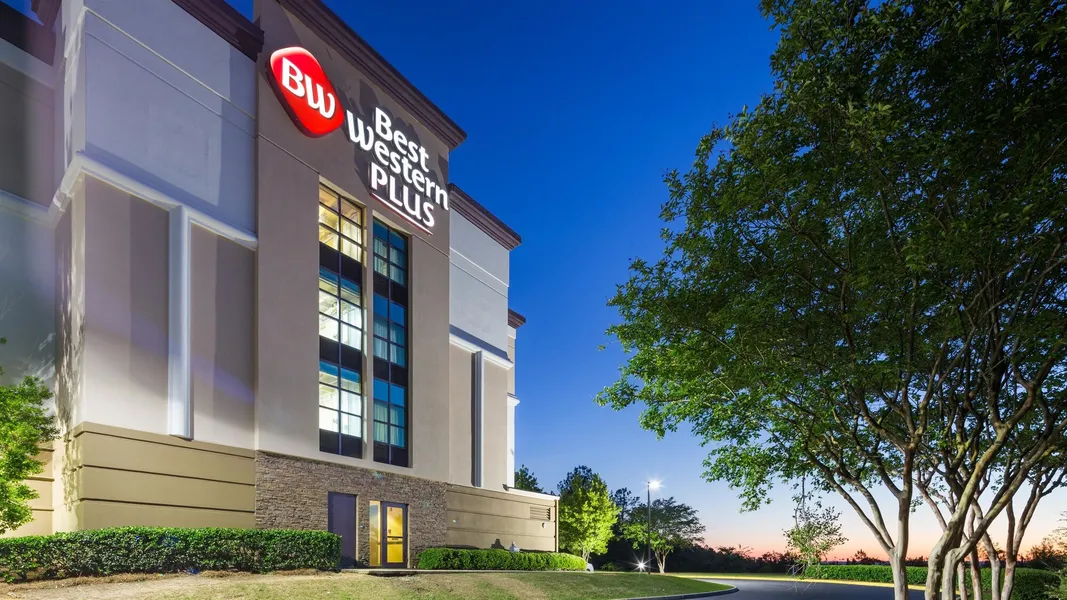 Best Western Plus Birmingham Inn & Suites hotel detail image 2