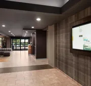 Courtyard by Marriott Tulsa Central hotel detail image 5