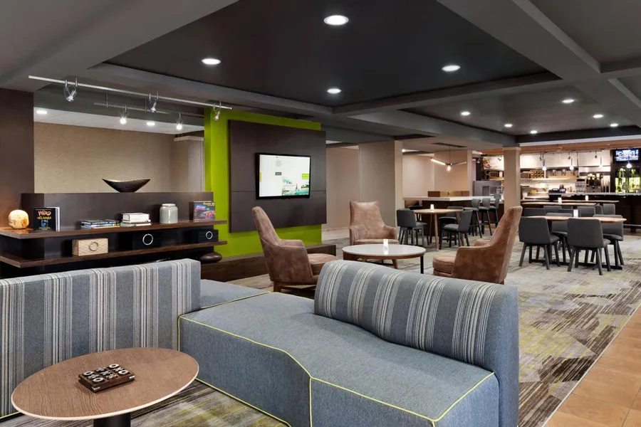 Courtyard by Marriott Tulsa Central hotel detail image 6