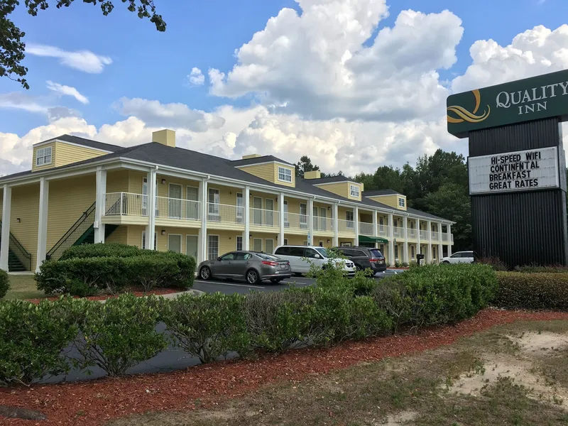 Quality Inn Laurinburg hotel detail image 2