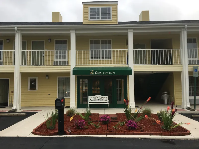 Quality Inn Laurinburg hotel detail image 6
