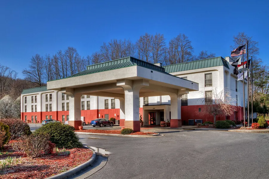 Hampton Inn Marion hotel detail image 2