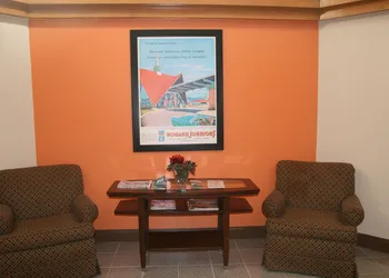 Howard Johnson Hattiesburg hotel thumbnail 4