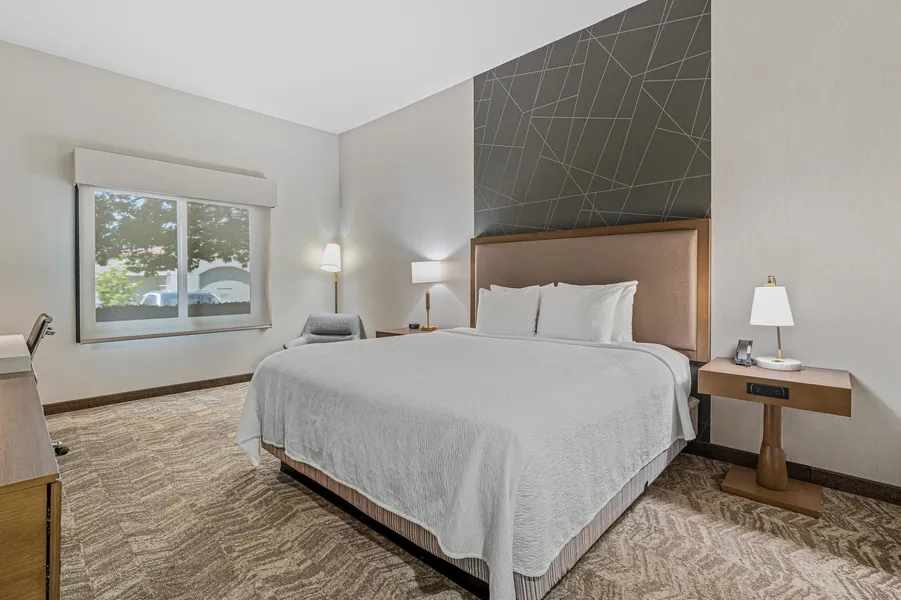 Best Western Valencia/Six Flags Inn & Suites hotel detail image 6