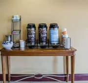 Econo Lodge Ankeny - Des Moines hotel detail image 4