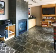 Travelodge by Wyndham Abbotsford Bakerview hotel detail image 4