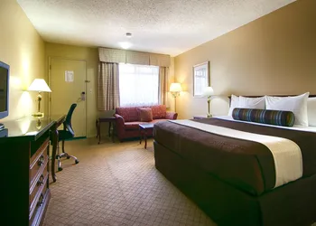 Travelodge by Wyndham Abbotsford Bakerview hotel thumbnail 8