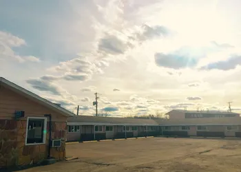 Hillcrest Motel hotel thumbnail 2