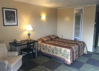 Hillcrest Motel hotel thumbnail 7