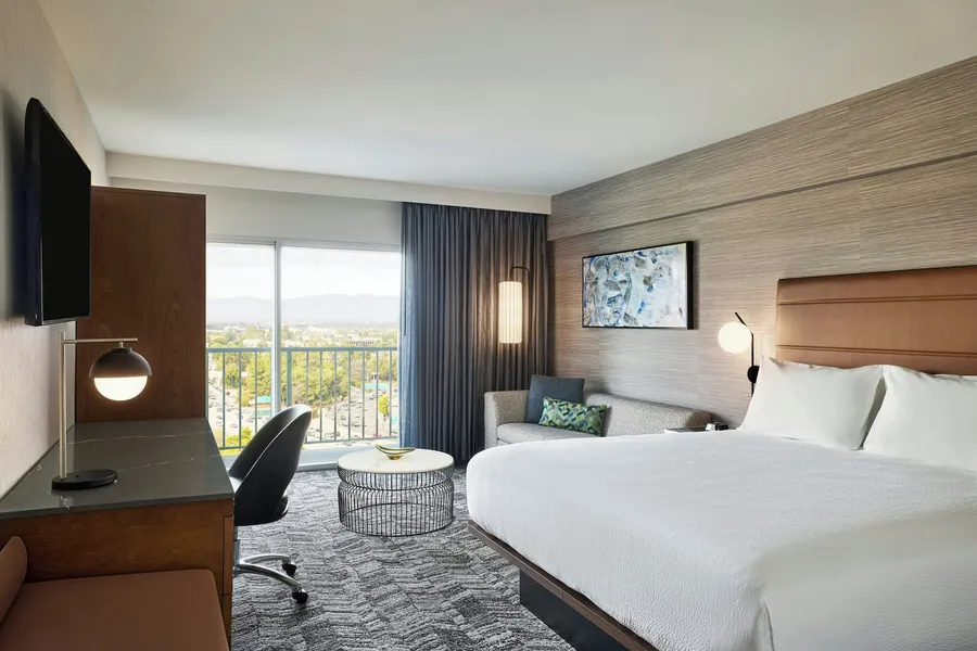 Courtyard by Marriott Los Angeles - Sherman Oaks hotel detail image 2