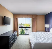 Holiday Inn South Plainfield-Piscataway by IHG hotel detail image 7