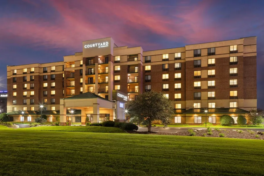 Courtyard by Marriott Bloomington by Mall of America hotel detail image 2