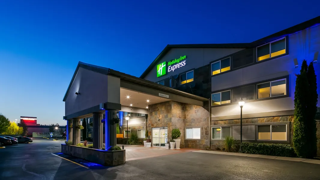 Holiday Inn Express & Suites Everett by IHG hotel detail image 2