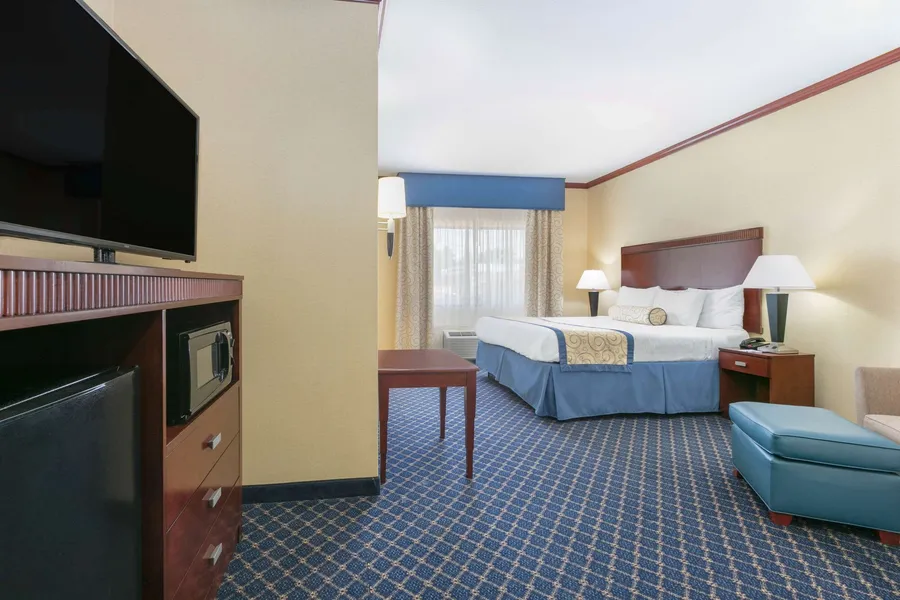 Baymont by Wyndham McComb hotel detail image 6