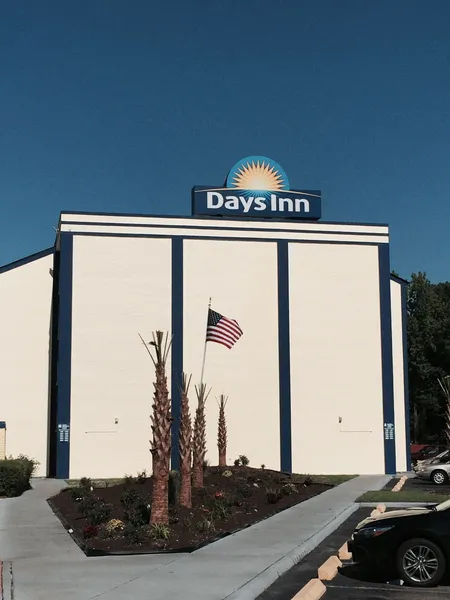 Days Inn by Wyndham Norfolk Military Circle hotel detail image 6