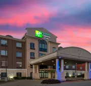 Holiday Inn Express & Suites Dallas East - Fair Park by IHG hotel detail image 3