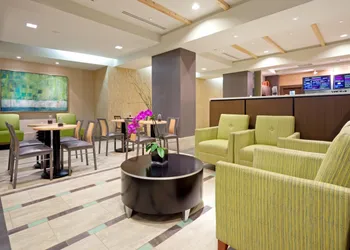 Holiday Inn Secaucus Meadowlands hotel thumbnail 5