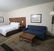 Holiday Inn Express & Suites Lincoln Airport by IHG hotel detail image 4