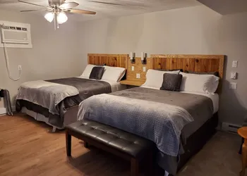 Wolseley Motel hotel thumbnail 5