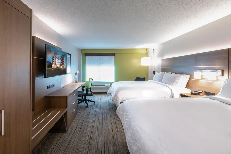 Holiday Inn Express & Suites Asheville Downtown by IHG hotel detail image 6