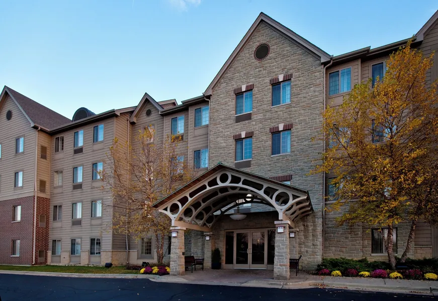 Staybridge Suites Chicago-Oakbrook Terrace by IHG hotel detail image 2