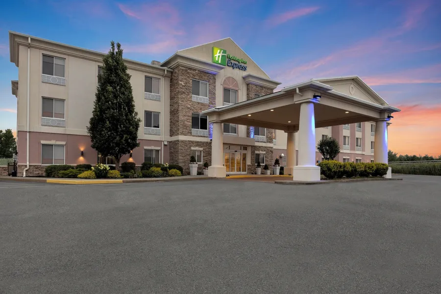 Holiday Inn Express Hotel & Suites West Coxsackie by IHG hotel detail image 2