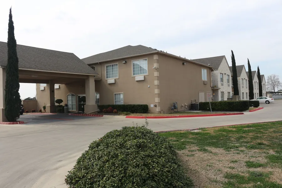 Comfort Suites New Braunfels - San Antonio Area hotel detail image 2