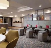 Hampton Inn San Diego Del Mar hotel detail image 3